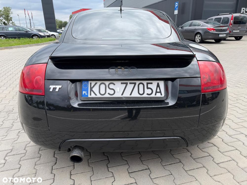 Audi TT Coupé 1.8T - 8
