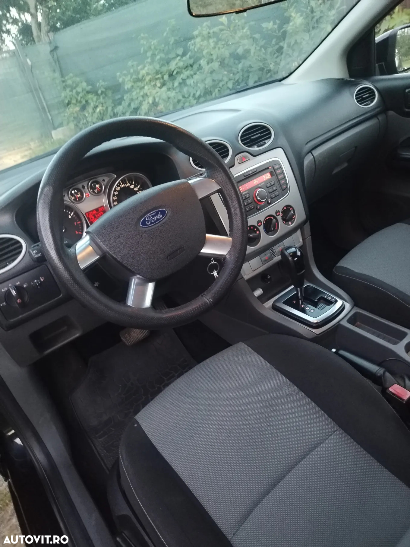 Ford Focus - 12