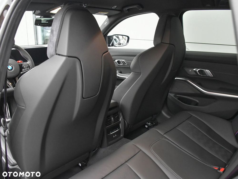 BMW M3 Competition xDrive sport - 29