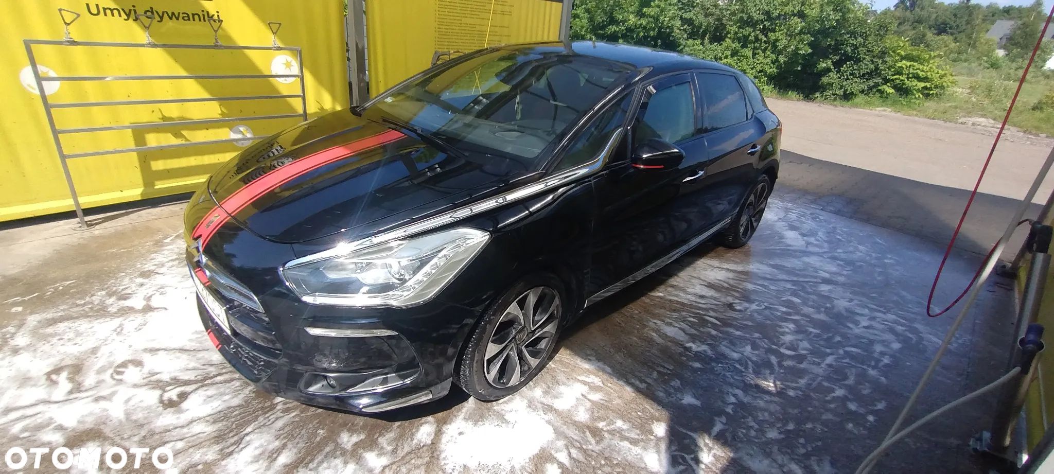 Citroën DS5 2.0 HDi SportChic - 1