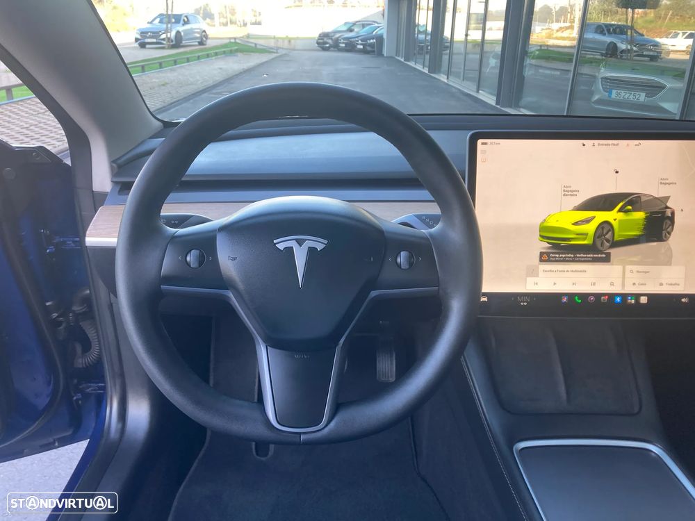 Tesla Model 3 RWD - 13