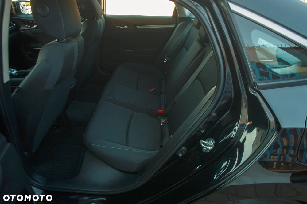 Honda Civic 1.5 T Executive - 11