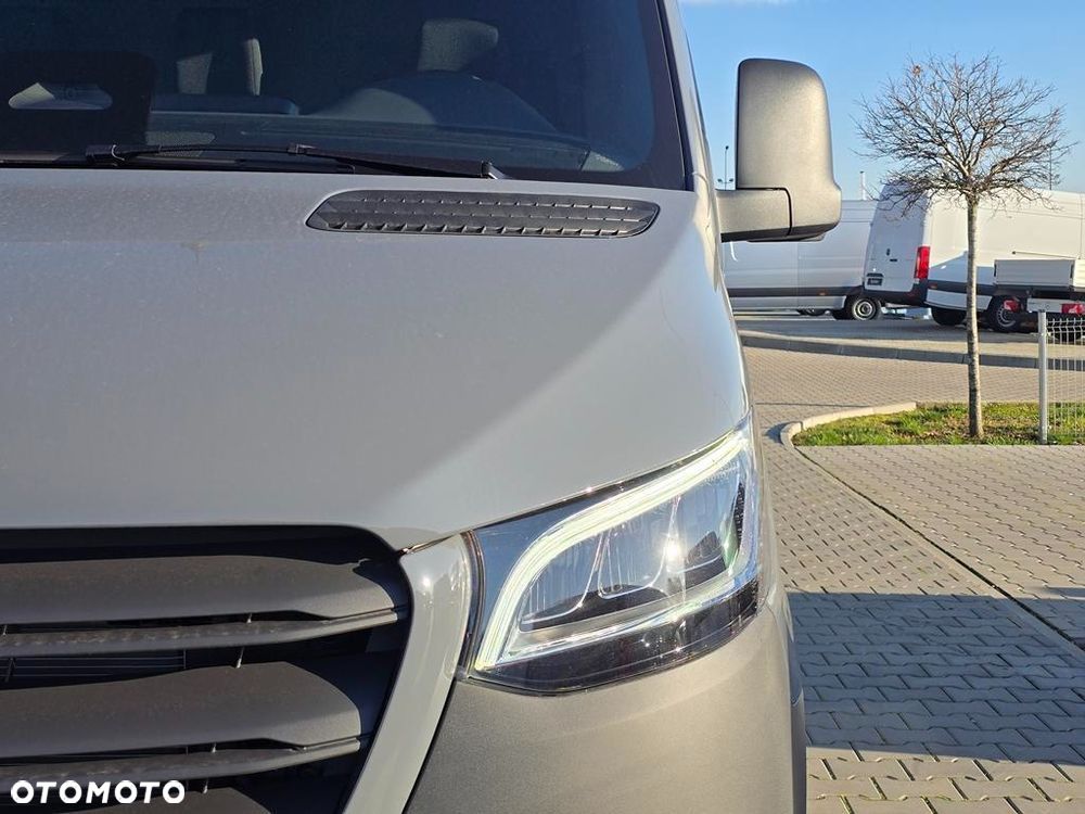 Mercedes-Benz Sprinter 319 CDI Long PRO 9G-Tronic - 19