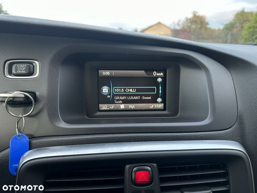 Volvo V40 - 23