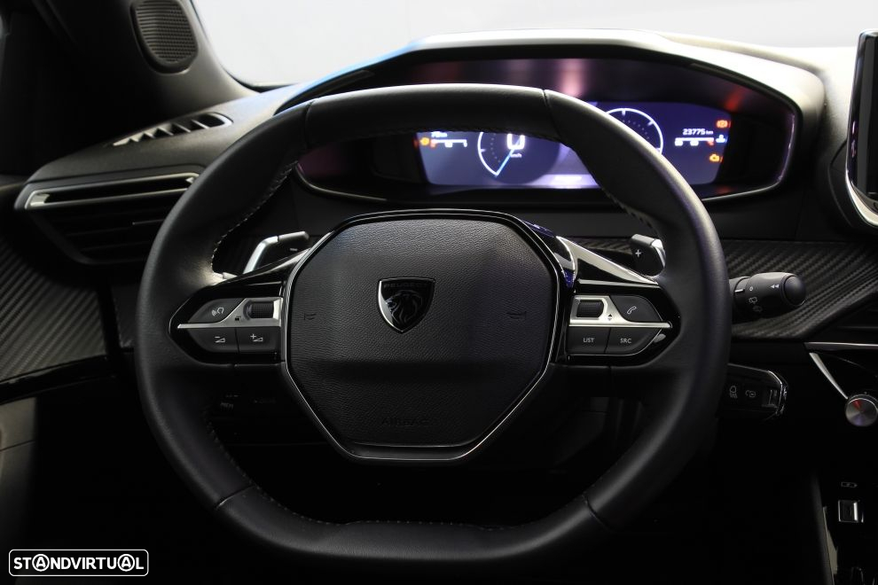 Peugeot 2008 - 16