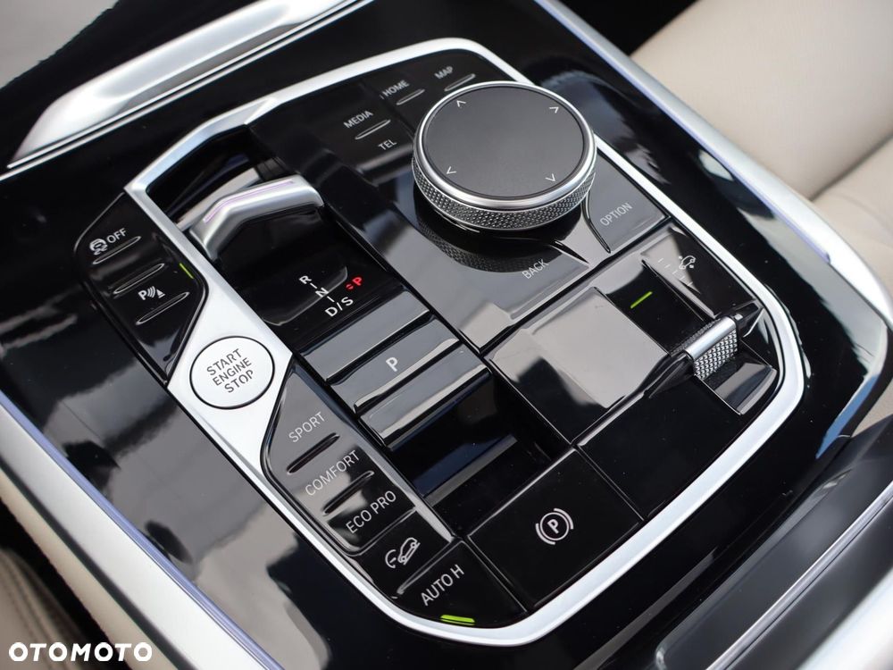 BMW X7 - 15