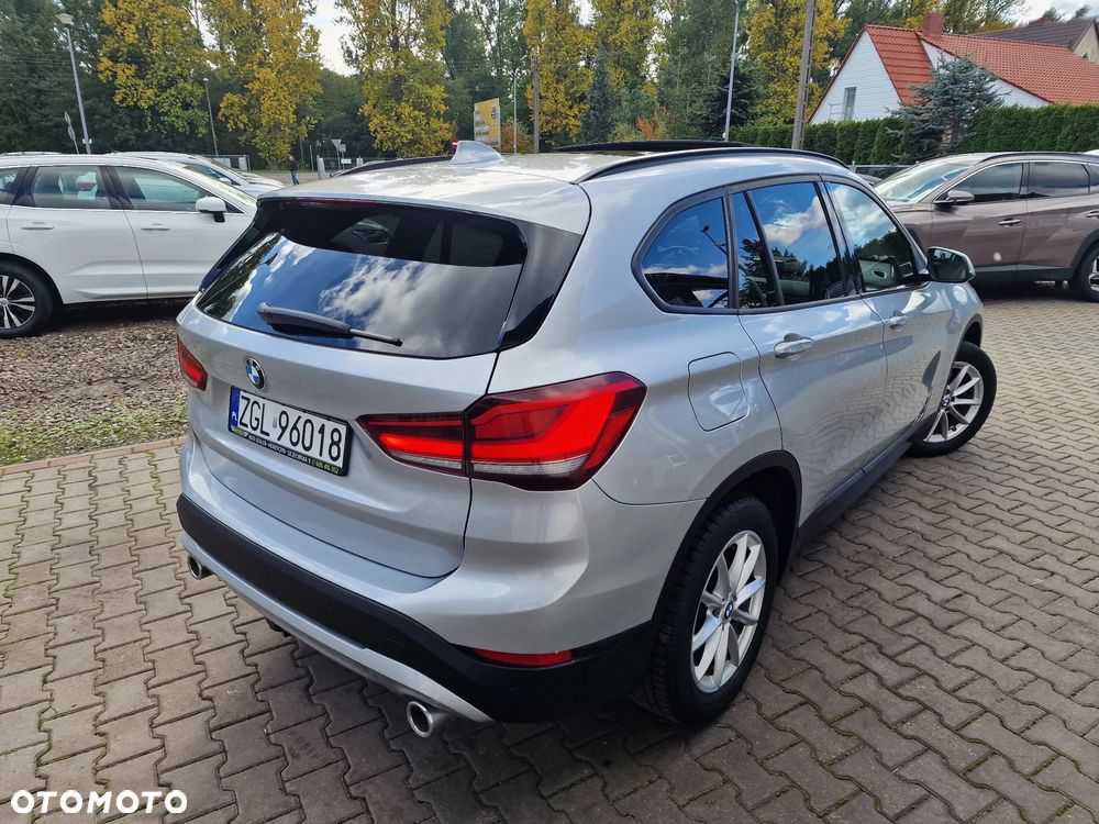BMW X1 sDrive18d Sport Line sport - 4