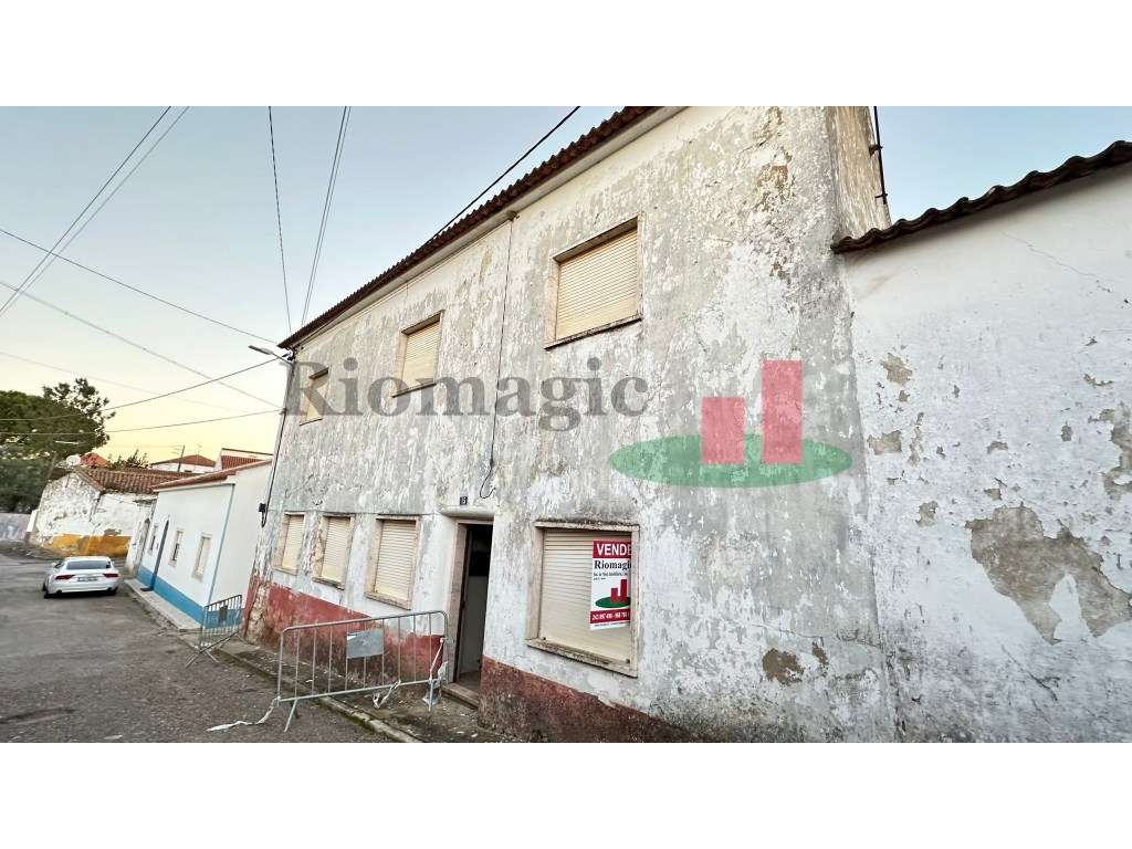 Prédios - Vila da Marmeleira - Rio Maior ***RIOMAGIC*** - Grande imagem: 3/42