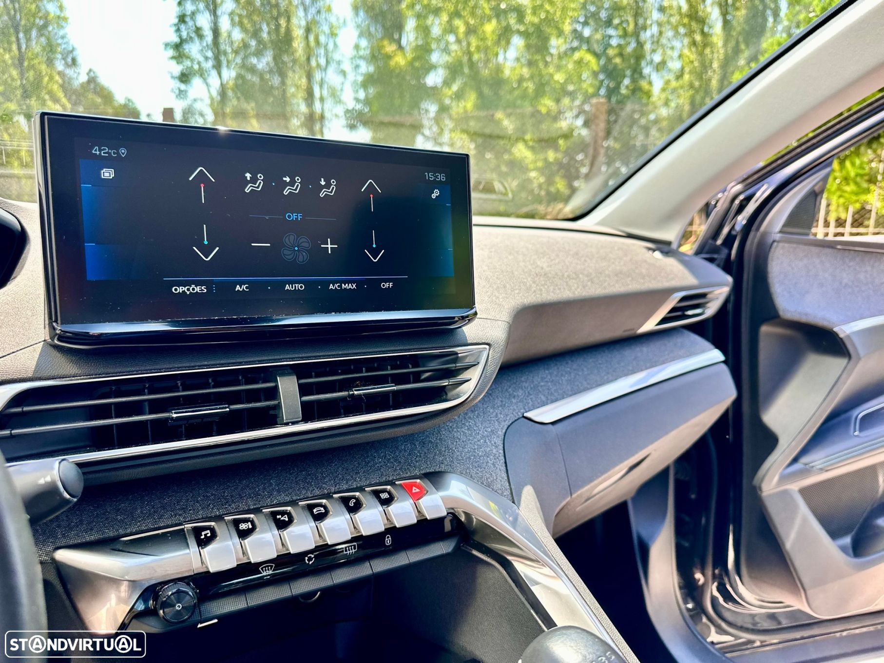 Peugeot 3008 1.2 PureTech Allure Pack - 25