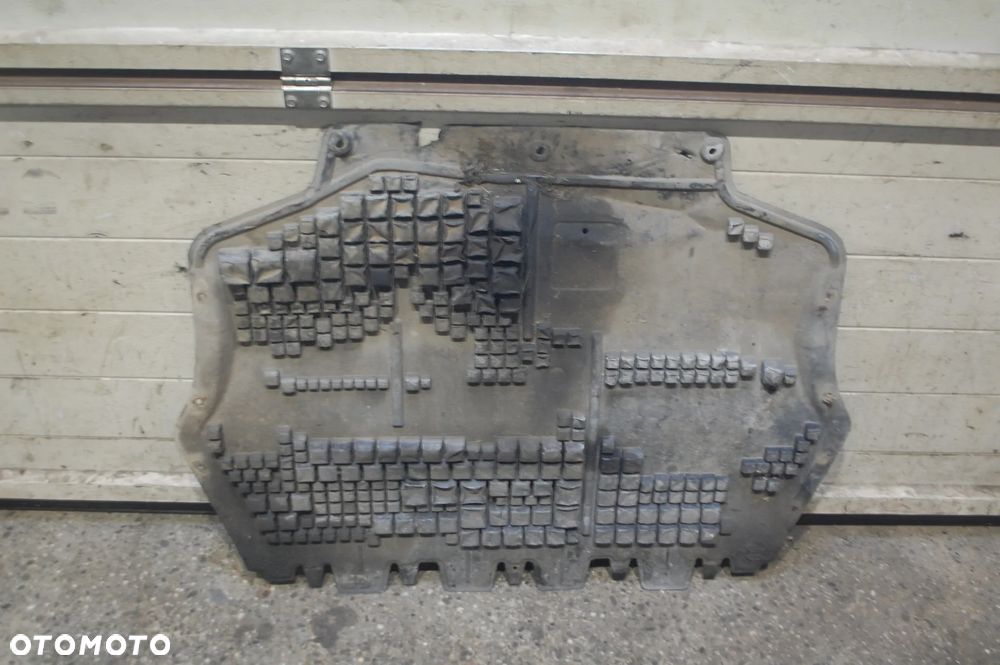 OSŁONA POD SILNIK 1K0825237AF SEAT ALTEA 1.9 TDI TOLEDO III AUDI A3 8P VW GOLF V SKODA OCTAVIA II - 5