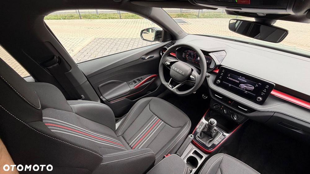 Skoda Fabia 1.0 TSI Monte Carlo - 8
