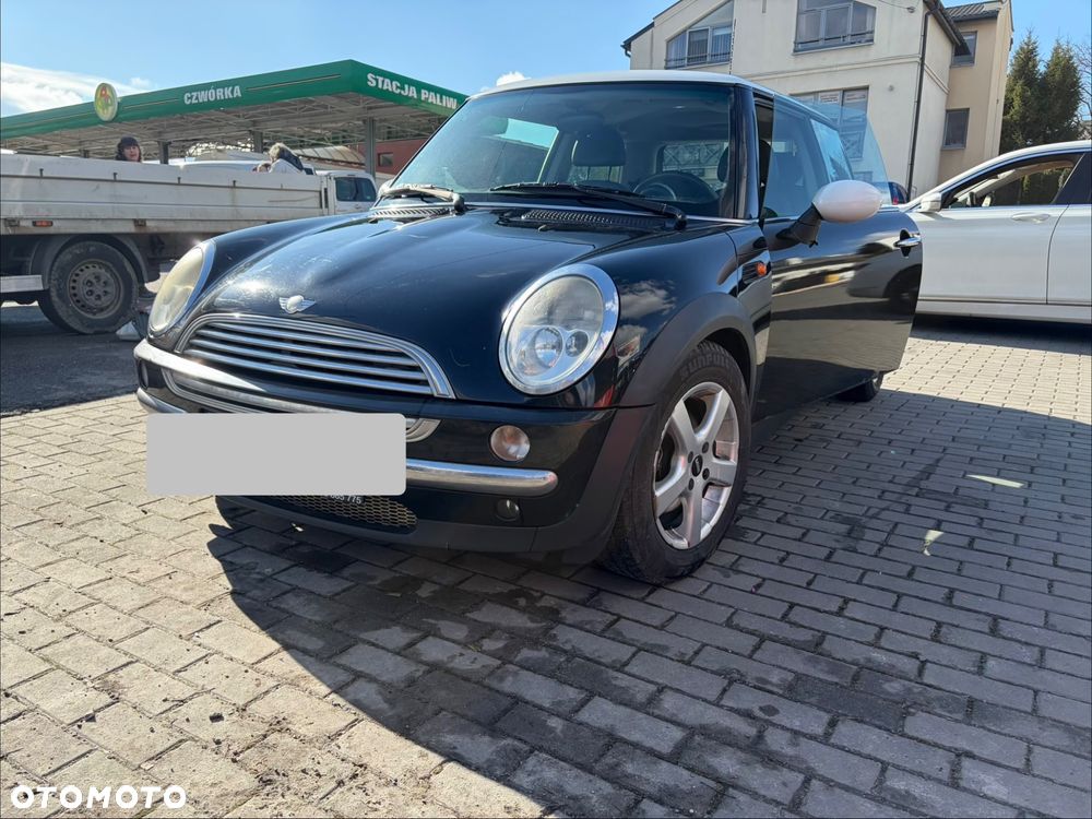 MINI Cooper Standard - 1