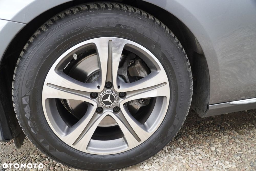 Mercedes-Benz Klasa E 220 d 9G-TRONIC Exclusive - 29