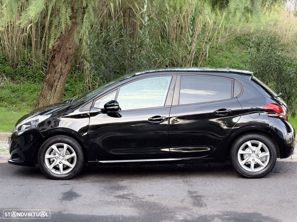Peugeot 208 1.2 PureTech Style - 9