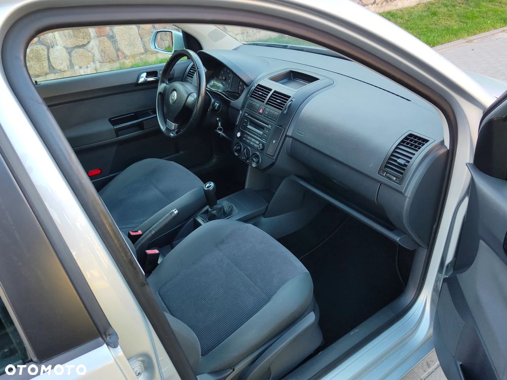 Volkswagen Polo 1.4 Comfortline - 21