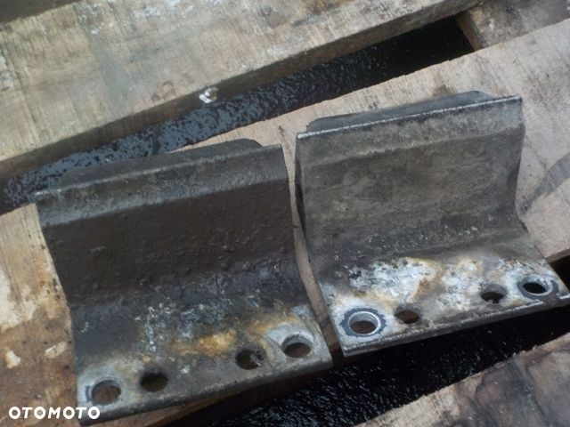 SCANIA ODBÓJ WSPORNIK