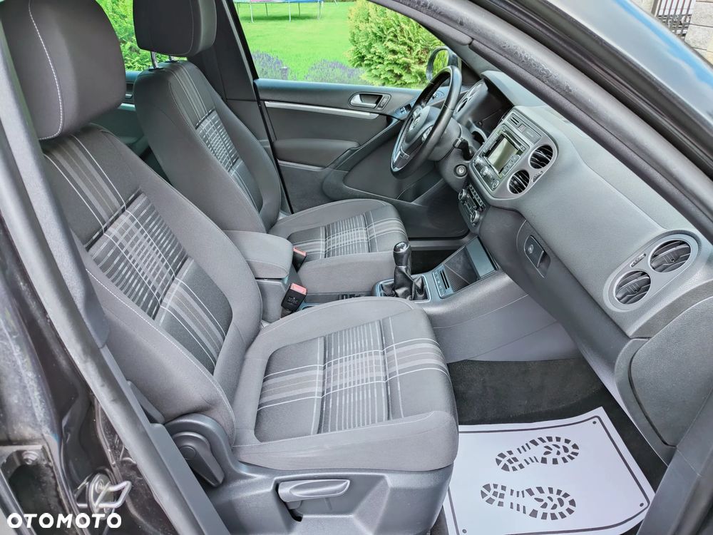 Volkswagen Tiguan 1.4 TSI BlueMotion Technology Lounge Sport & Style - 23