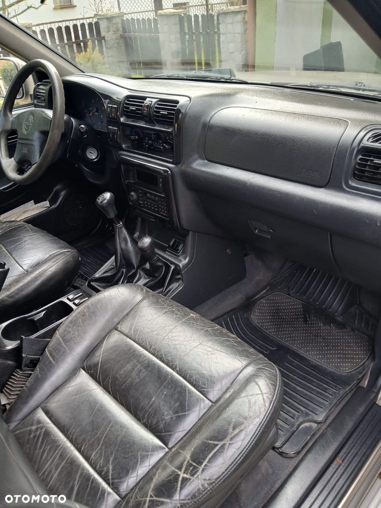 Opel Frontera 2.2 DTI LTD - 11