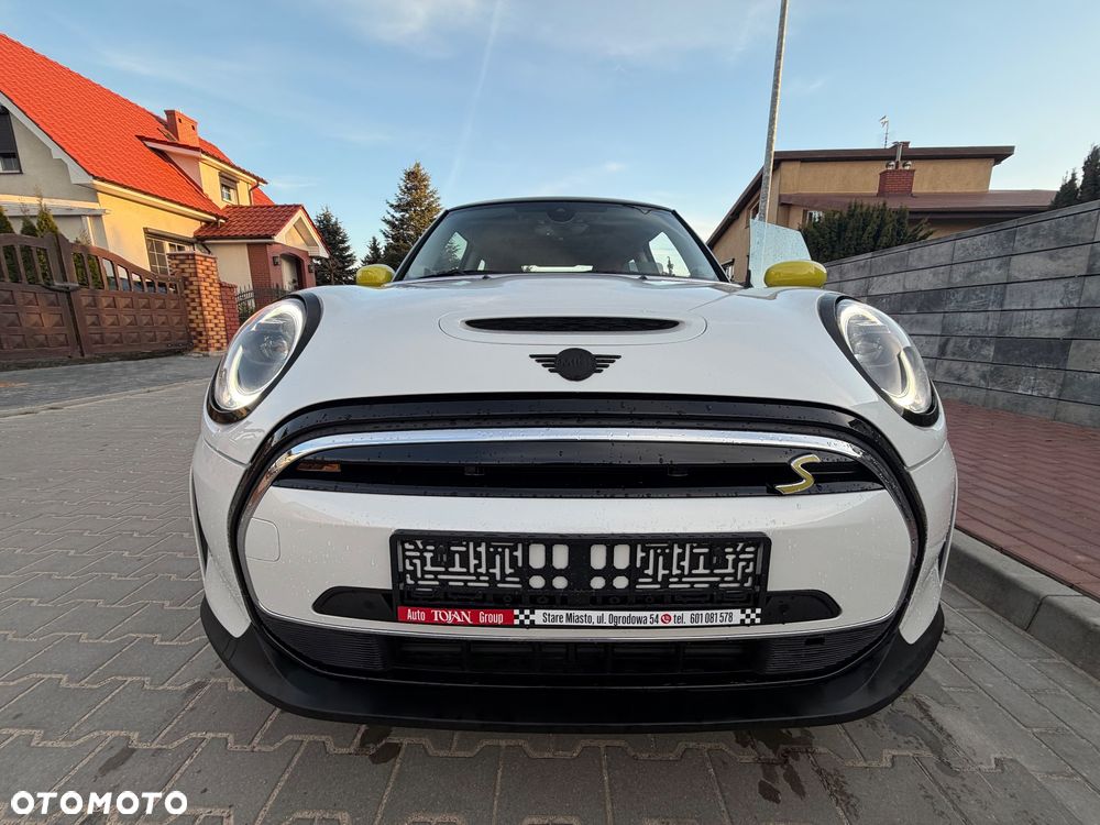 MINI Cooper SE Essential Trim - 9