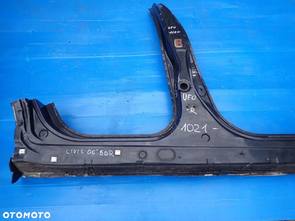 HONDA CIVIC UFO VIII 06-11 PRÓG PRAWY - 2