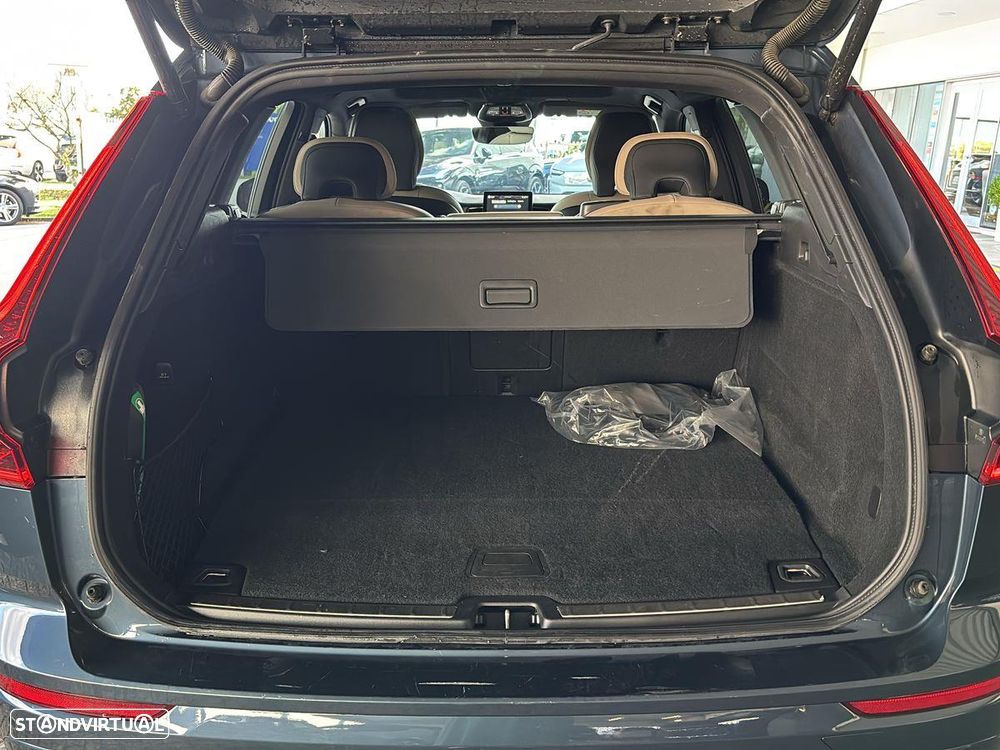Volvo XC 60 2.0 T6 PHEV Plus Bright AWD - 15
