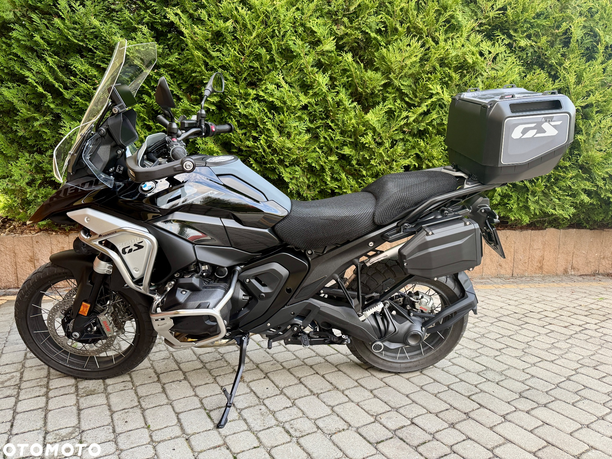 BMW R - 2