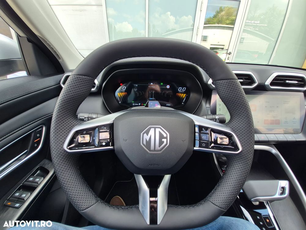 MG ZS HEV 1.5 GSI AT Exclusive+ - 19