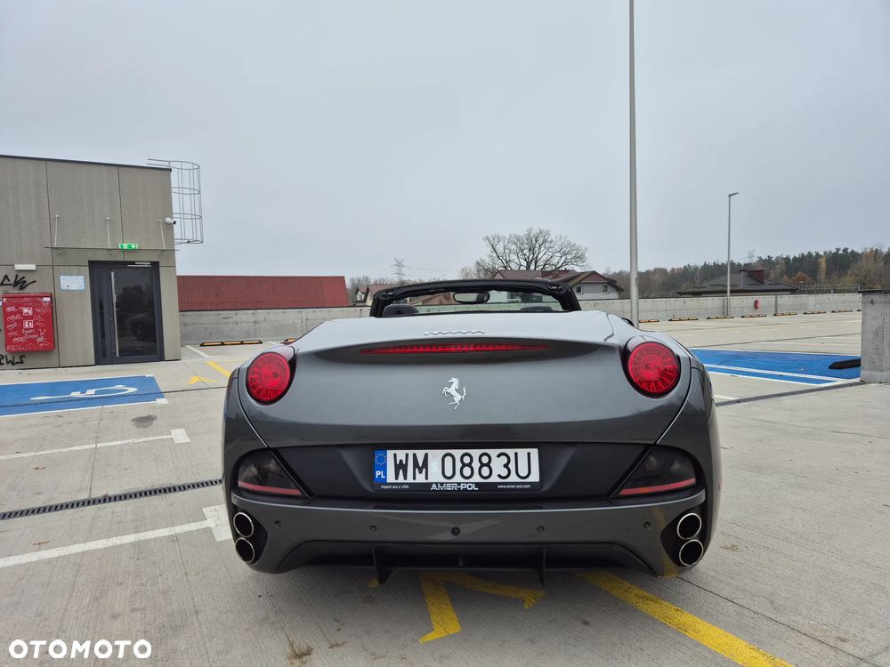Ferrari California - 4