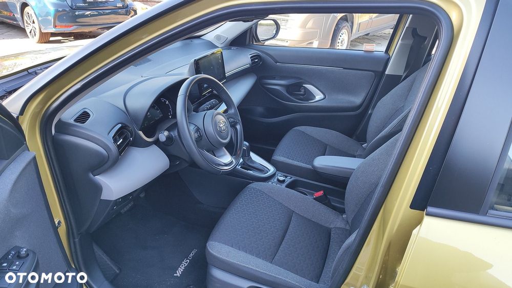 Toyota Yaris Cross Hybrid 1.5 Comfort 4x4 - 9