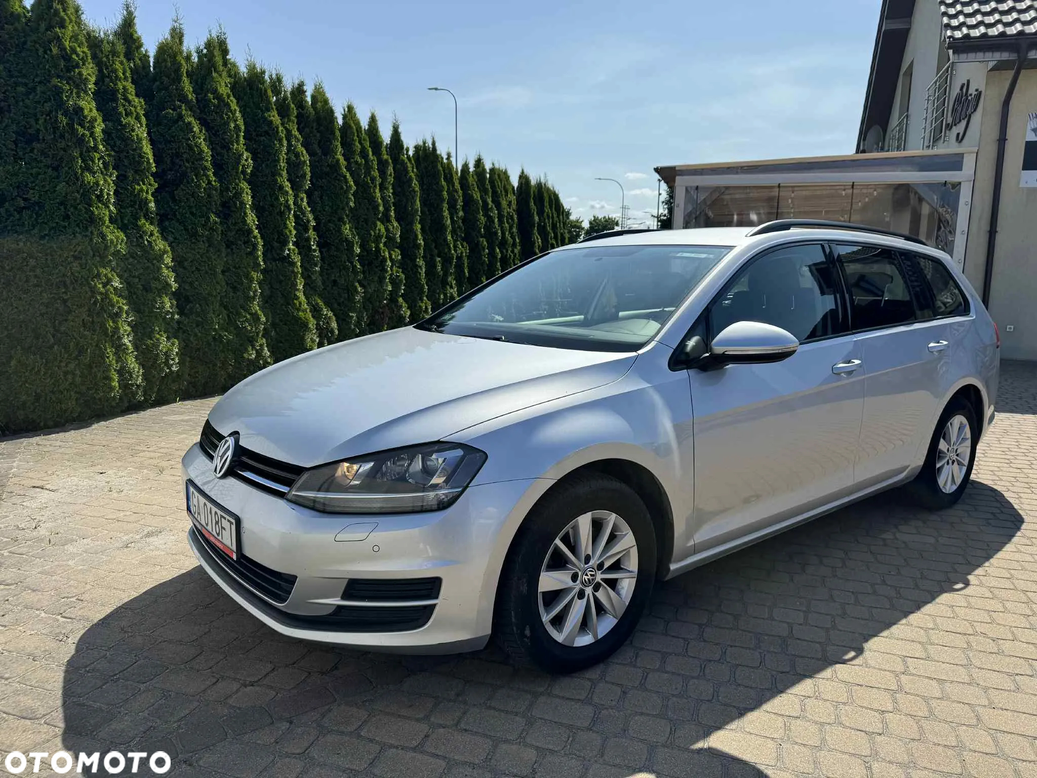 Volkswagen Golf - 5