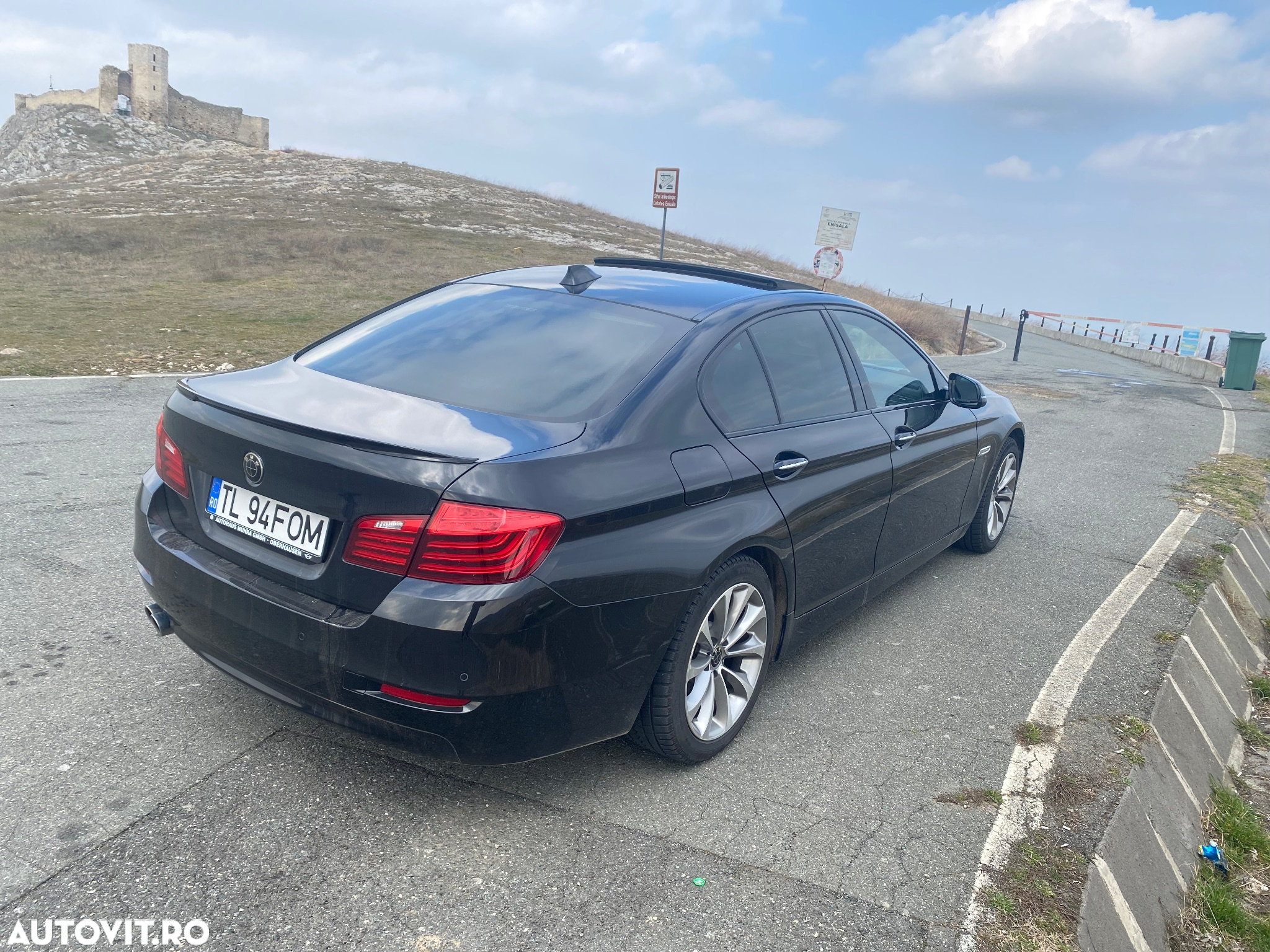 BMW Seria 5 520d xDrive AT - 15