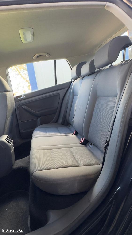 VW Golf 1.4i Confortline - 9