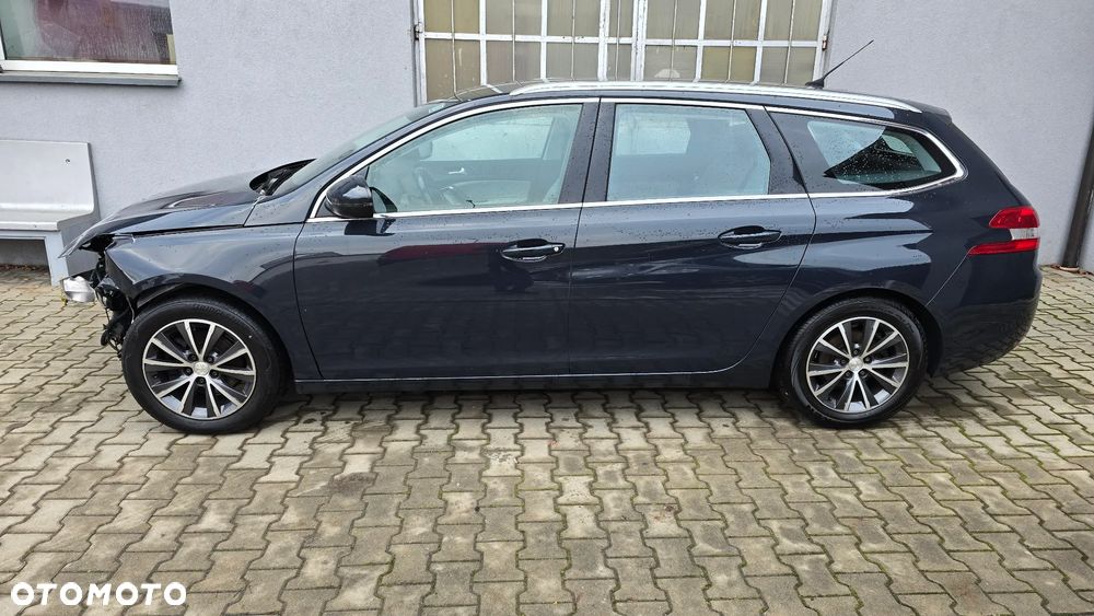 Peugeot 308 130 e-THP Stop & Start Access - 24
