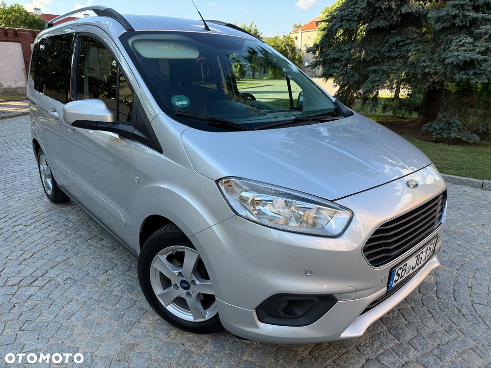 Ford Tourneo Courier 1.5 TDCi S&S Titanium - 13