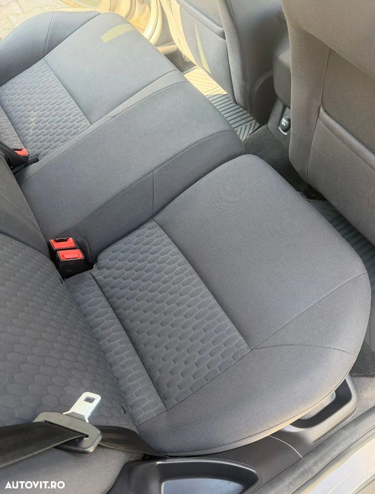 Ford Focus 1.0 EcoBoost Trend - 13