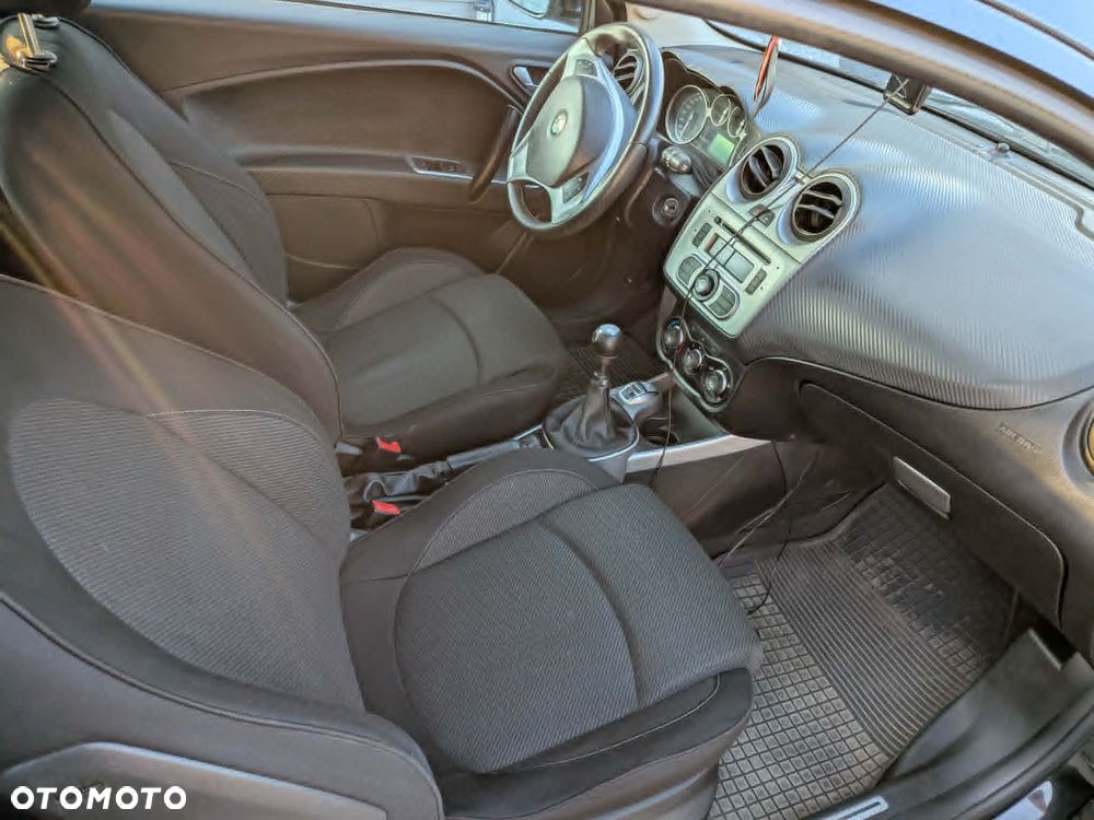 Alfa Romeo Mito - 11