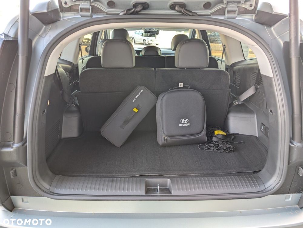 Hyundai IONIQ 9 - 11