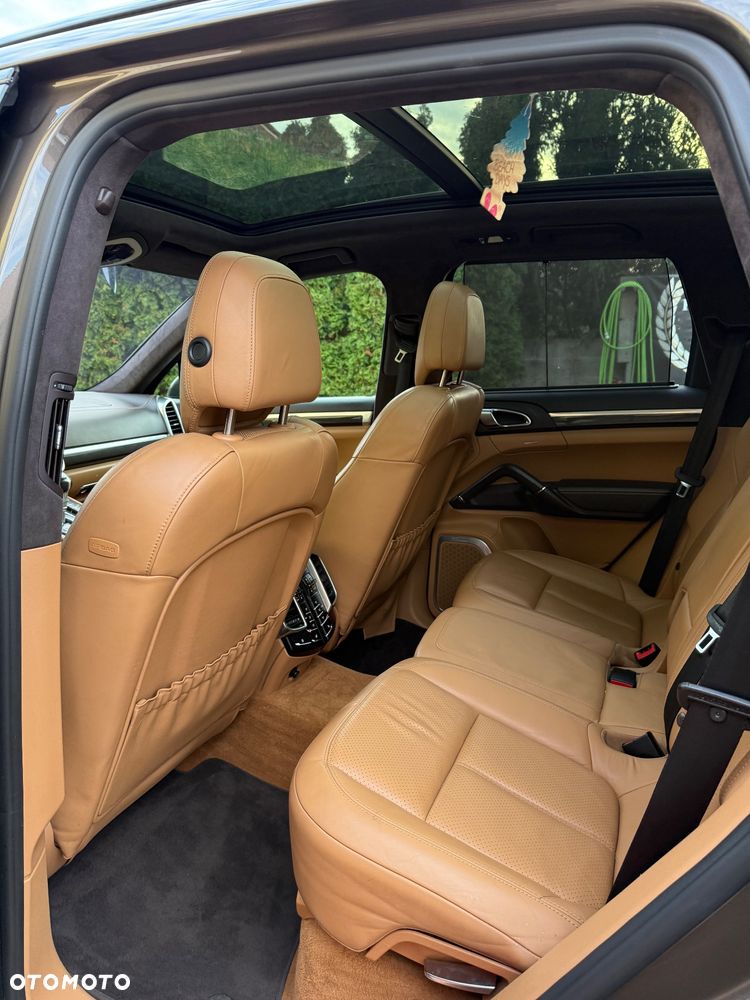 Porsche Cayenne S Diesel - 30