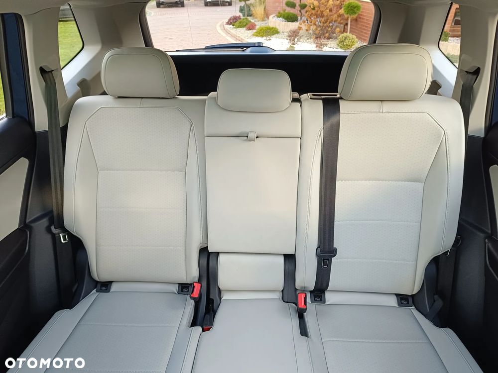 Volkswagen Tiguan - 13