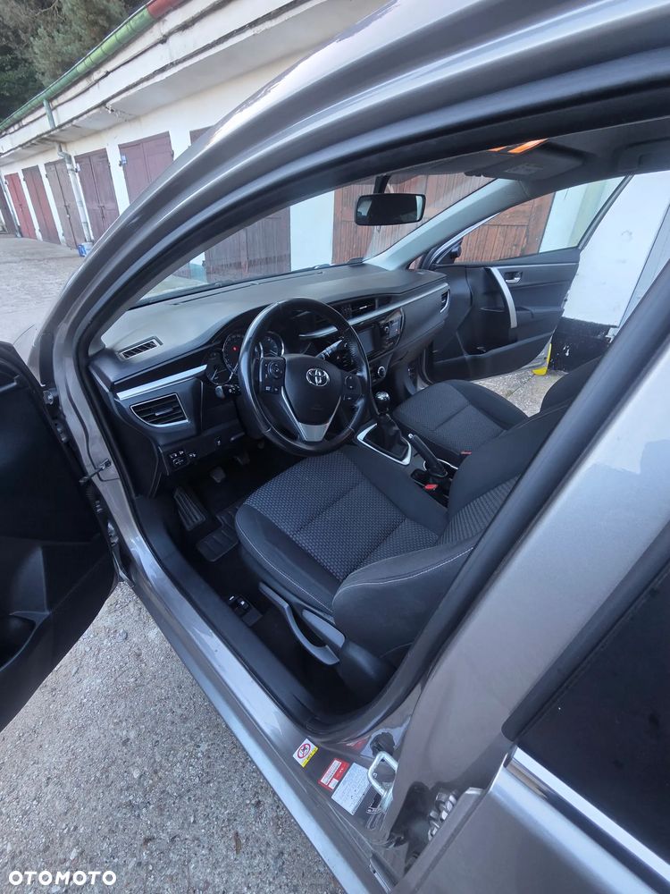 Toyota Corolla 1.6 Premium EU6 - 8