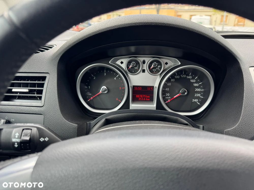 Ford Kuga 2.0 TDCi Trend - 13