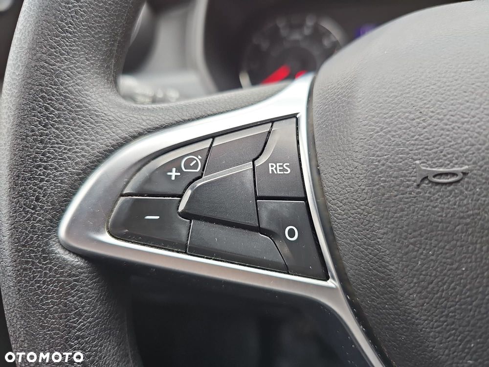 Dacia Duster 1.6 SCe Essential - 17