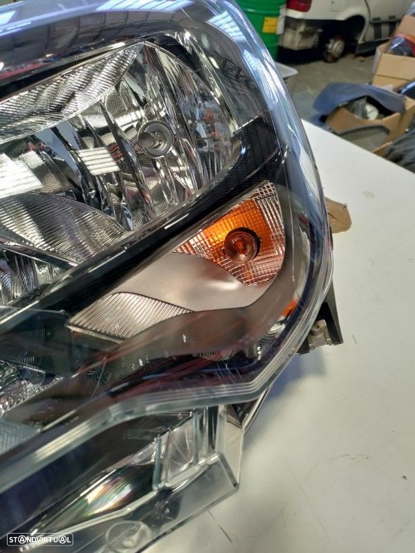 Farol Frente Esquerdo / Otica Esquerda Opel Combo Life (X19)  98168255 - 5