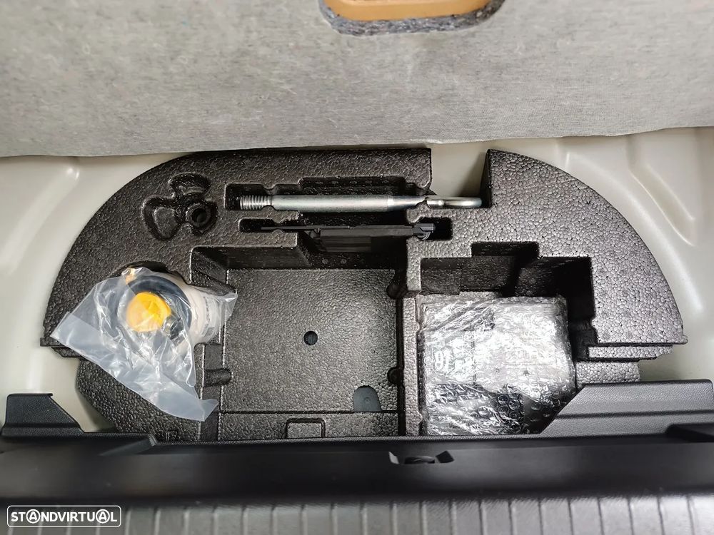 Peugeot e-208 50 kWh Active - 36