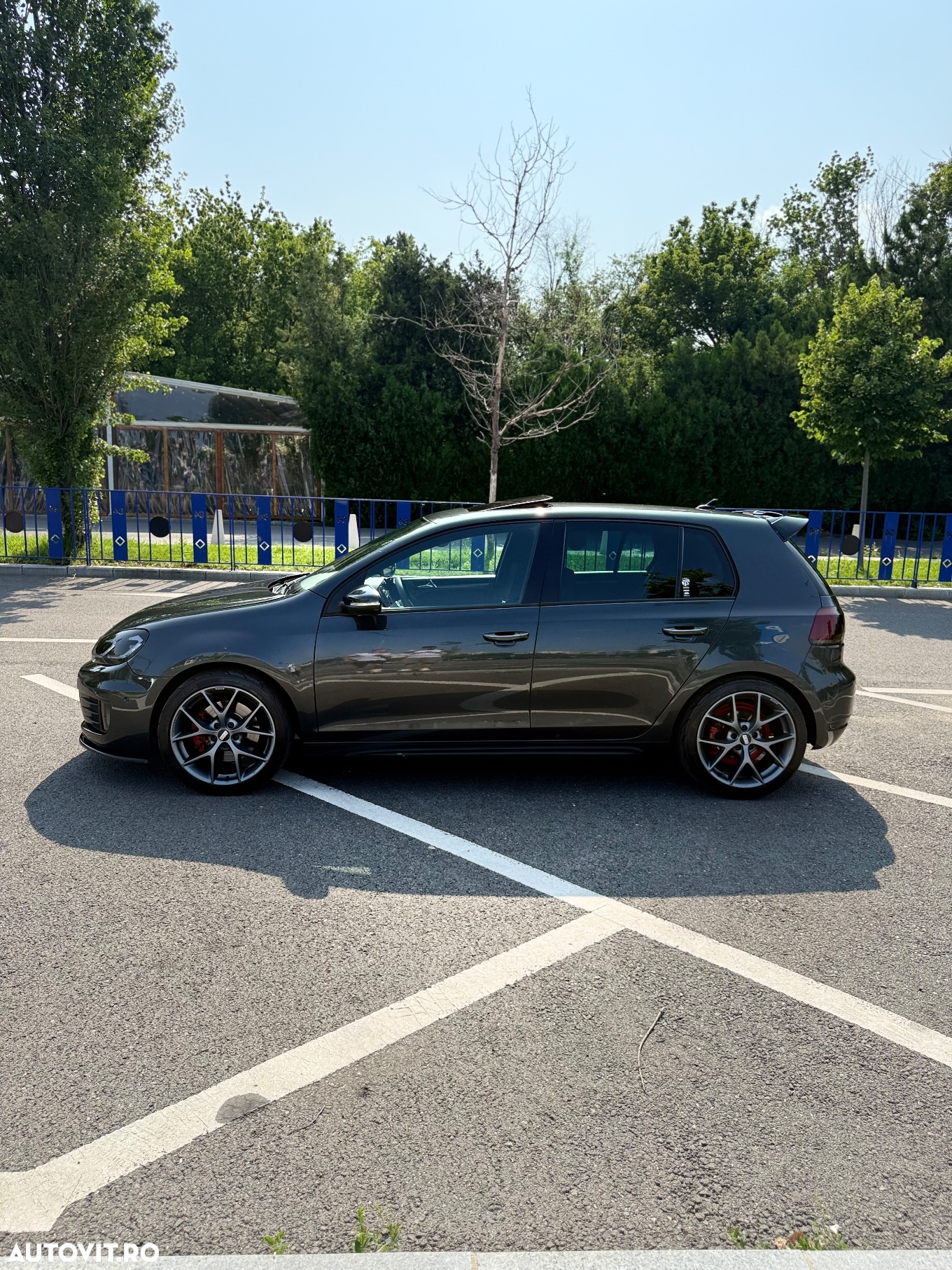Volkswagen Golf 2.0 DPF GTD - 3