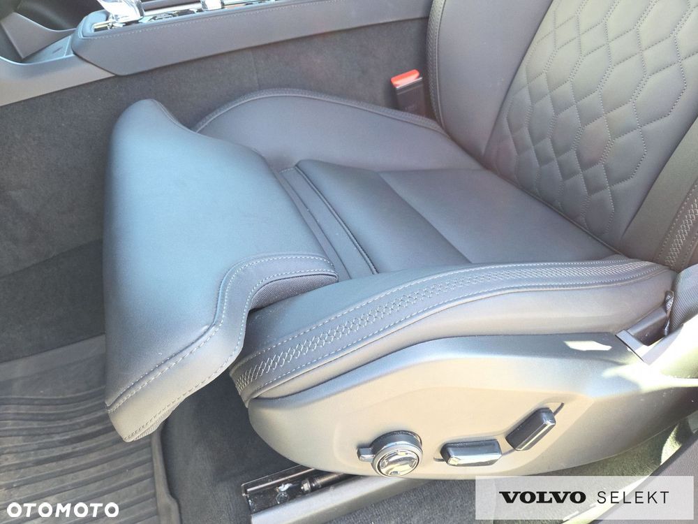 Volvo XC 90 B5 B AWD Plus Bright 7os - 27