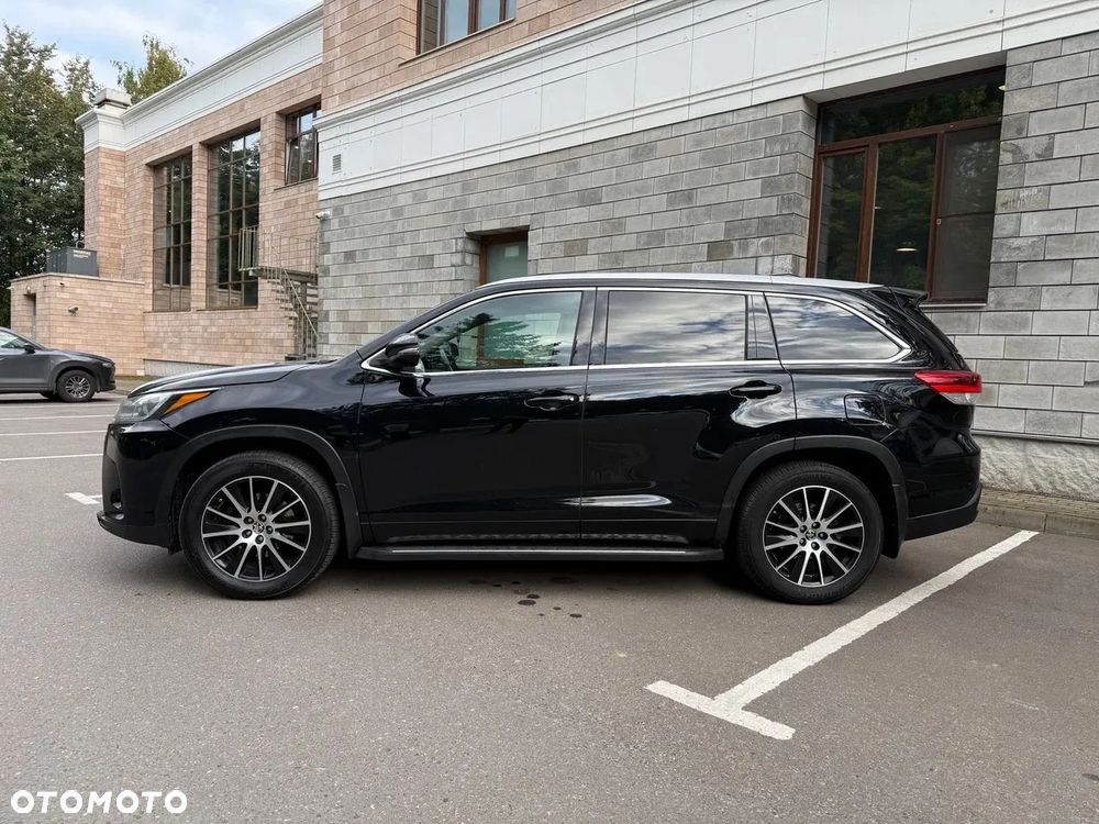 Toyota Highlander 3.5 V6 4WD - 2