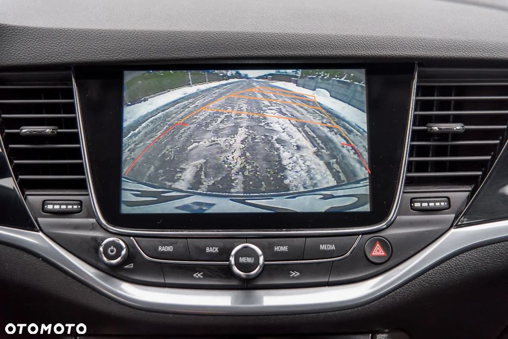 Opel Astra 1.4 Turbo Business - 35