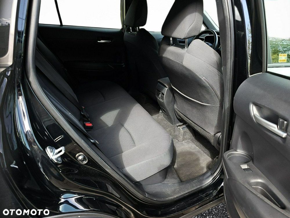 Toyota Corolla Cross - 13