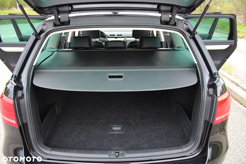 Volkswagen Passat 2.0 TDI Highline - 30